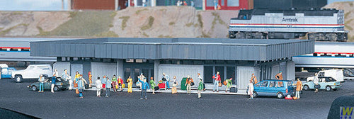 Walthers Cornerstone Amtrak Station Kit WH933-3038