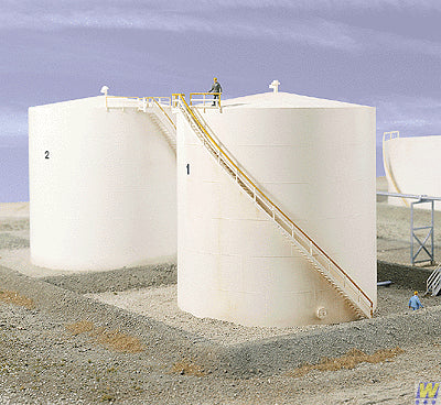 Walthers Cornerstone Tall Oil Storage Tank w/Berm Kit WH933-3168
