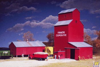 Walthers Cornerstone Farmer's Co-op Kit WH933-3238