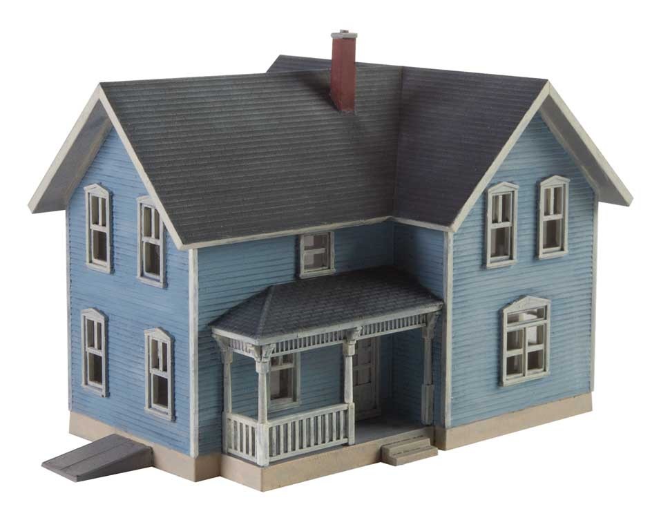 Walthers Cornerstone Lancaster Farmhouse Kit WH933-3890