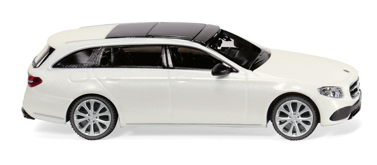 Wiking MB E Class S213 Avant Garde Diamond White Pearl WK022713