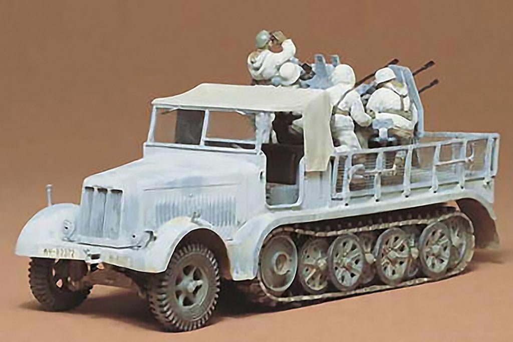 Tamiya GERMAN 8T HALF TRACK SDKFZ 7/1 35050 - Access Models